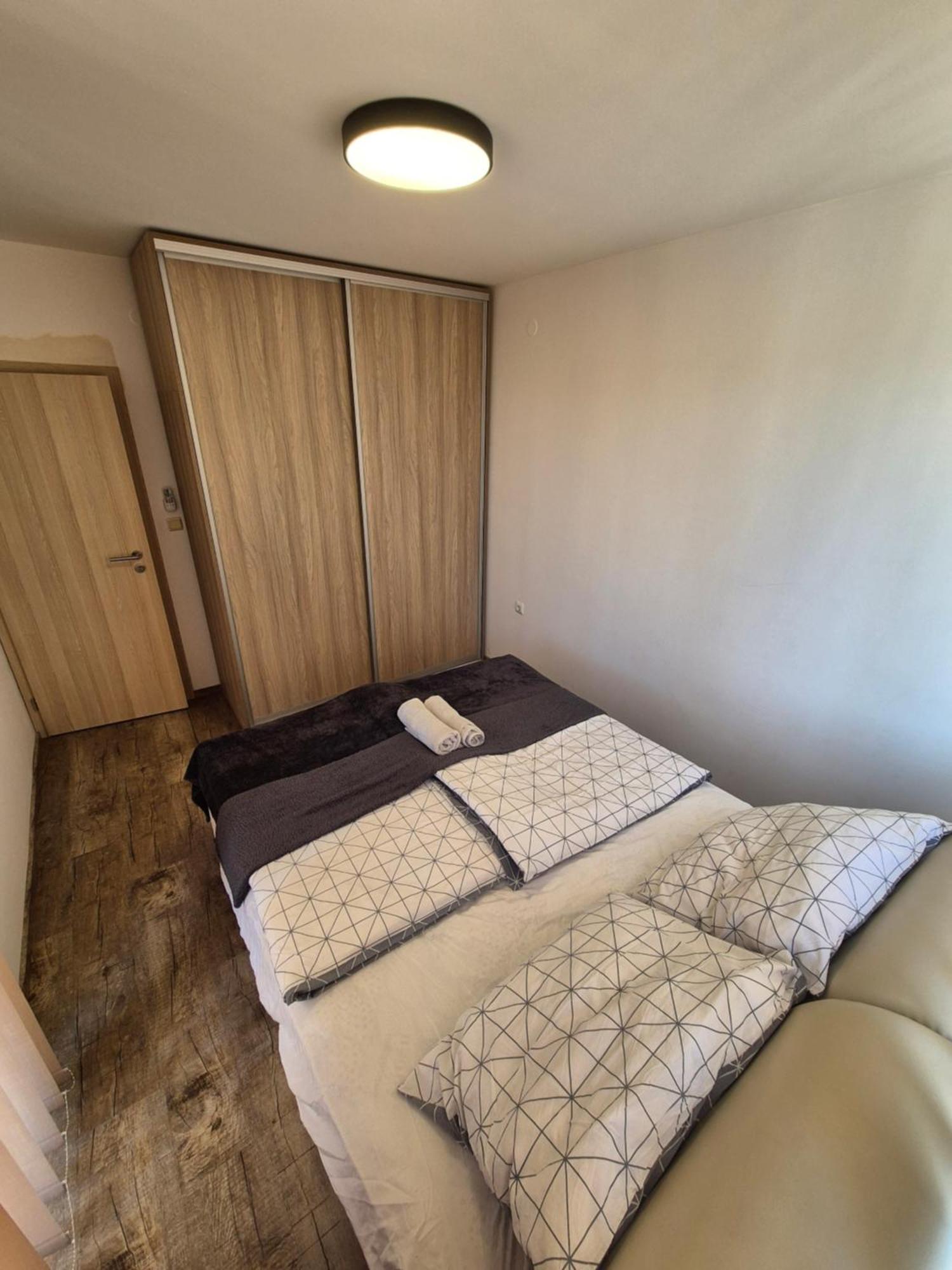 Apartmán TTT Burgas Exterior foto